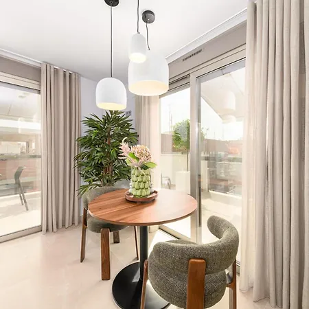 Casa Marina Boutique Rooms * Торевьиа