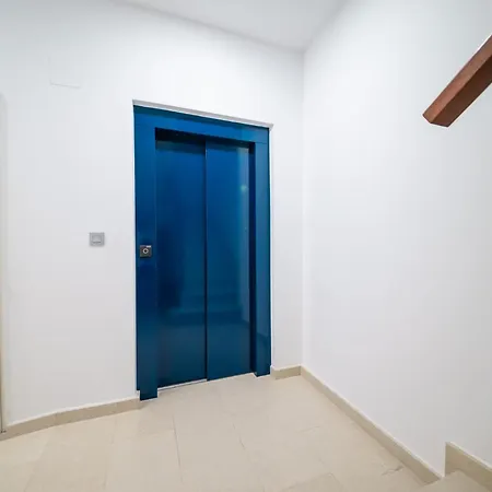 Casa Marina Boutique Rooms * Торевьиа