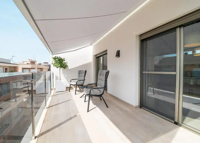 Spain - Solina & Nerisa