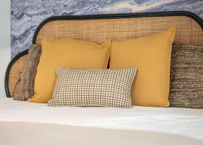 Spain - Solina & Nerisa * Torrevieja