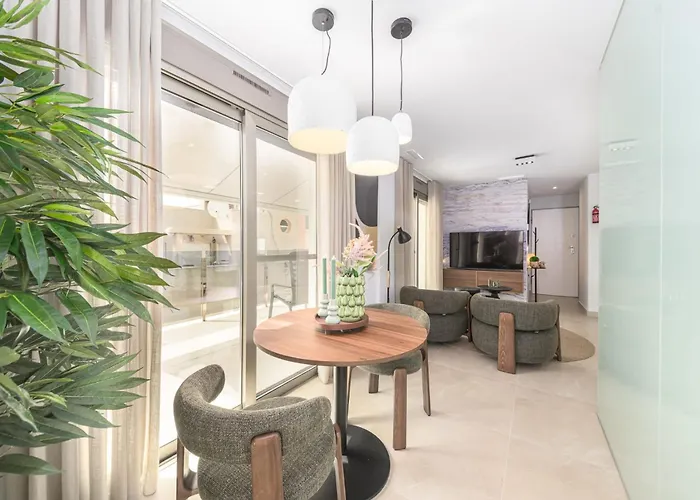 Spain - Solina & Nerisa Torrevieja