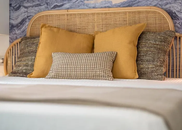 Spain - Solina & Nerisa * Torrevieja